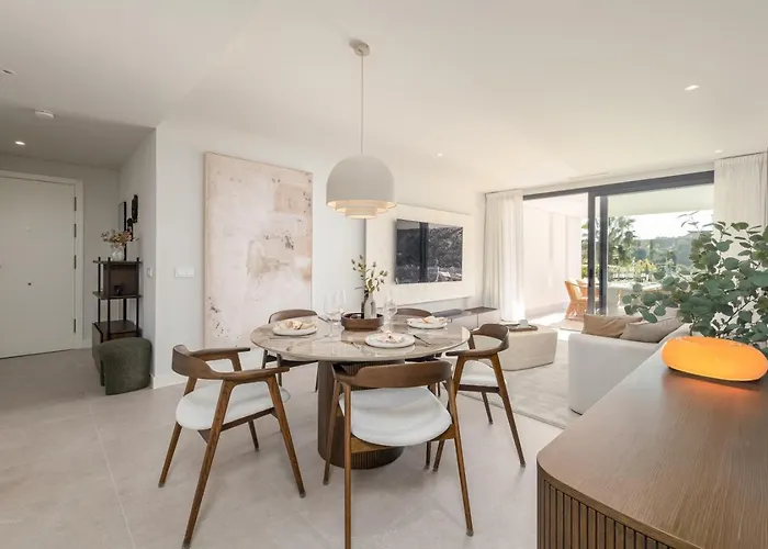 Luxury With A Private Garden Apartament *