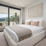 Apartment Luxury With A Private Garden