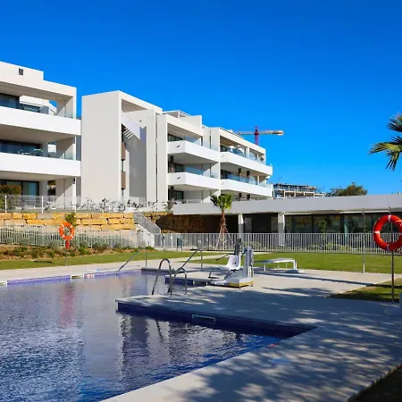 Luxury With A Private Garden *