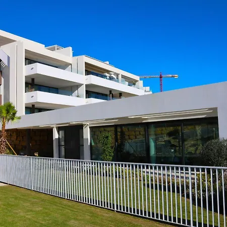 Luxury With A Private Garden Apartman Estepona