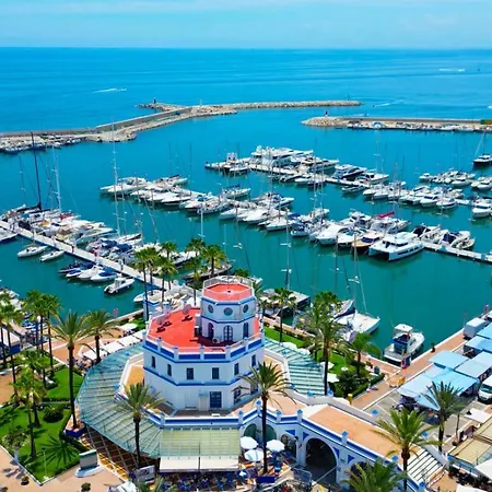 Luxury With A Private Garden Apartman Estepona
