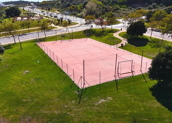 Luxury With A Private Garden 埃斯特波纳